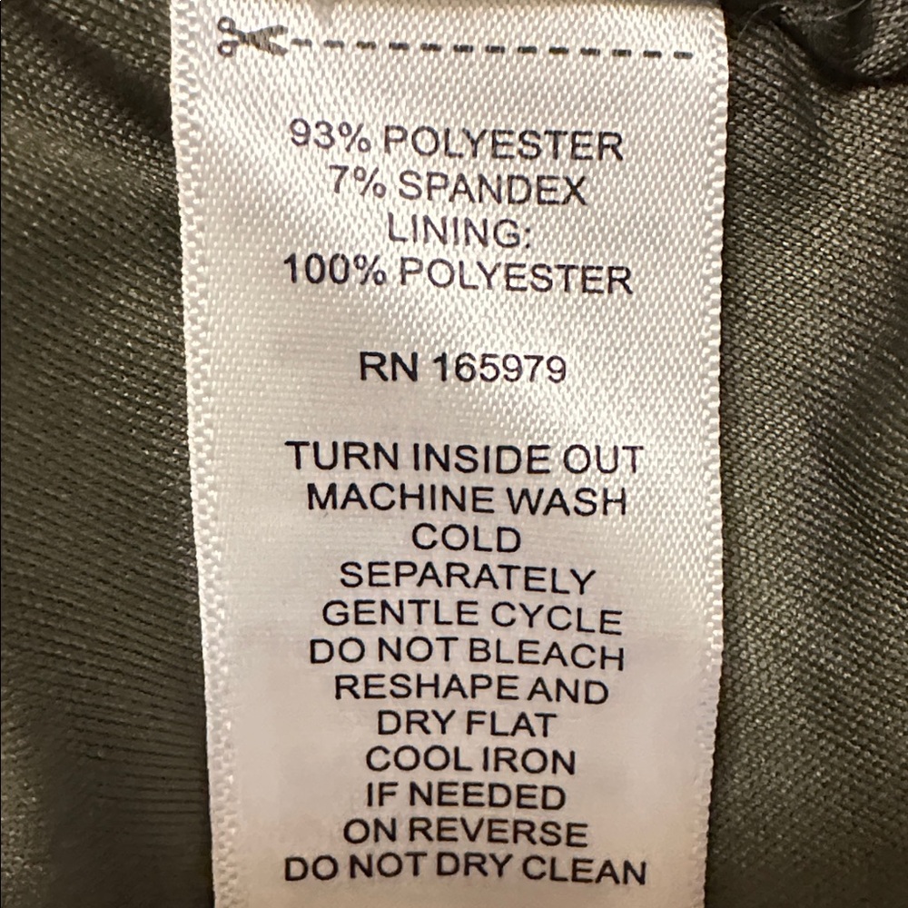 NWOT Cable & Gauge Olive Green Sequin Top - Picture 8 of 8